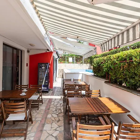 Sea House Afrodita Ii 호텔 네세부르