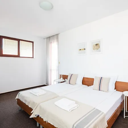 Sea House Afrodita Ii 네세부르