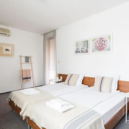 Sea House Afrodita Ii * 네세부르