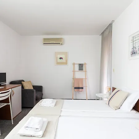 Sea House Afrodita Ii 네세부르