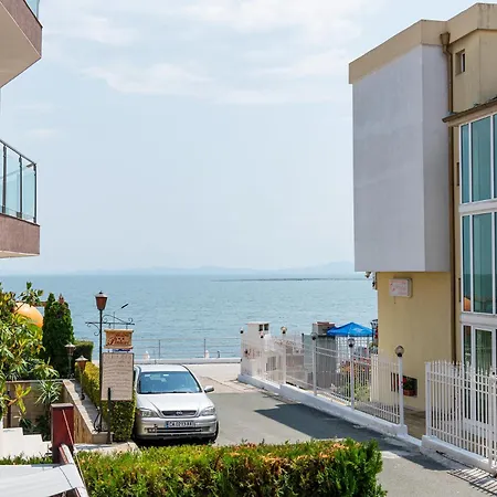 Sea House Afrodita Ii * 네세부르