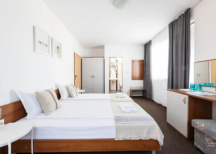 Отель Sea House Afrodita Ii